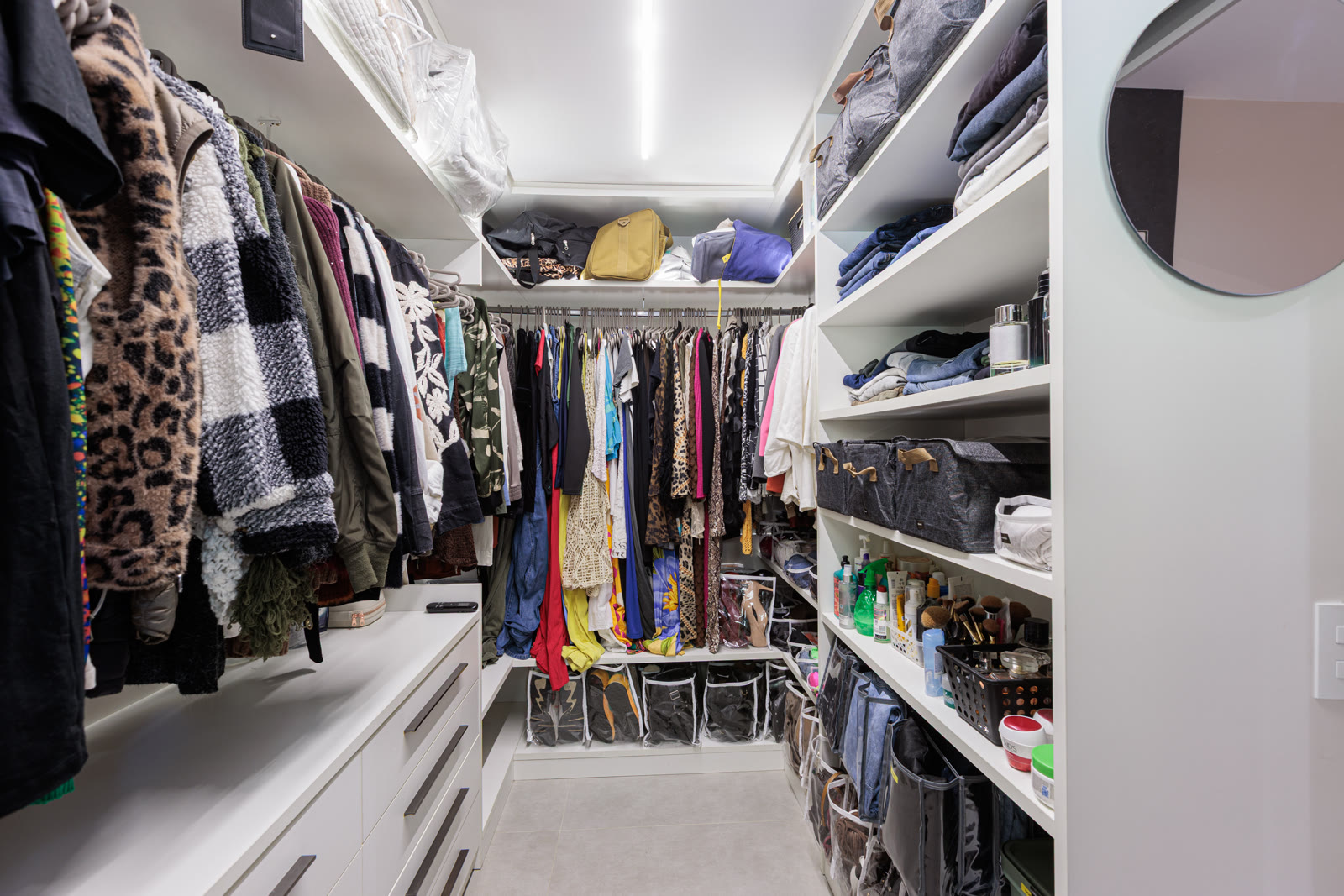 Residência · Master suite closet