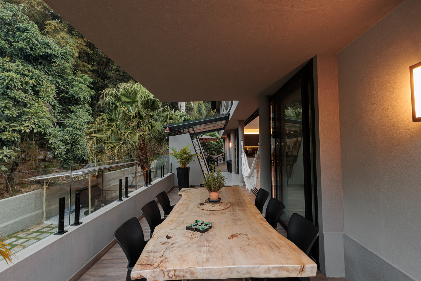 Residência · Veranda em baixo